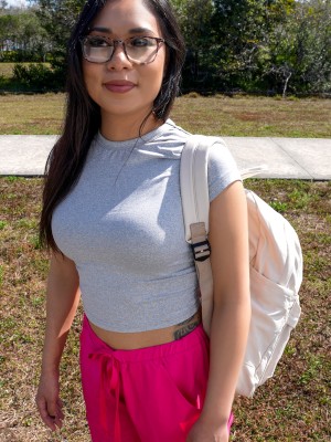 Loa Latina porn star