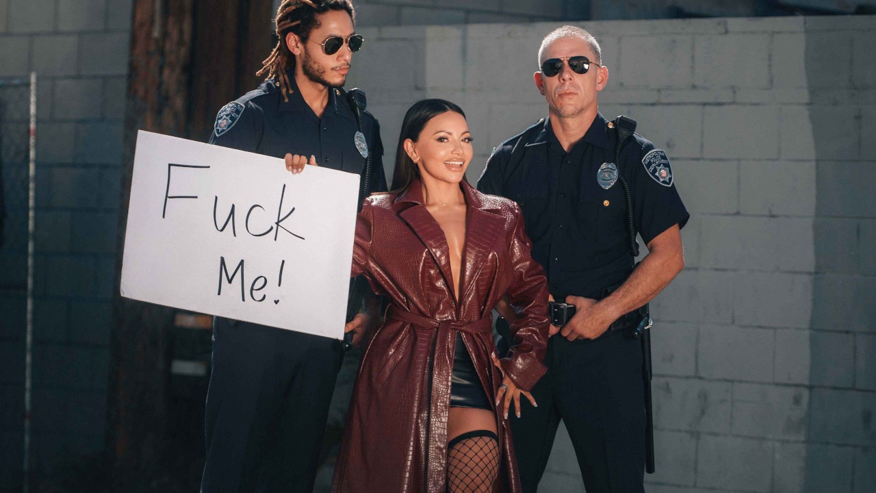 [BrazzersExxtra] Brandy Salazar (Double Booked! You Gonna Fuck Me, Officers?)