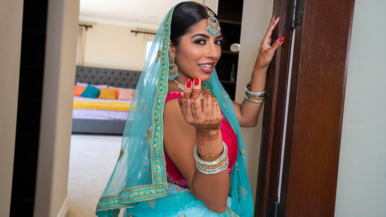 A Bollywood Tail