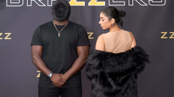 Brazzers Loves Violet's Asshole Porn Photo with Violet Myers, Mannie Coco naked